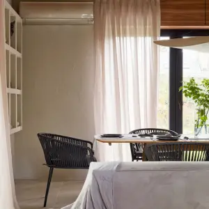 Тюль на кухню загородного дома